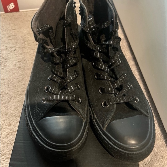 EUC Suede High Top Converse - Picture 1 of 4